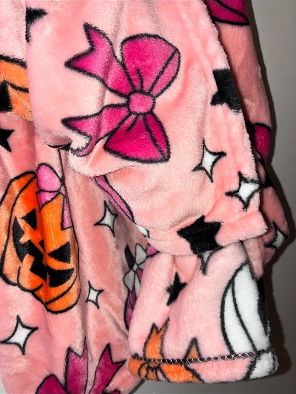 Oversized plush pink pumpkin throw blanket